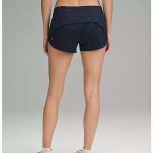 Lululemon 2.5 navy shorts